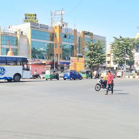 Hotel Vivan Vadodara Eksteriør bilde